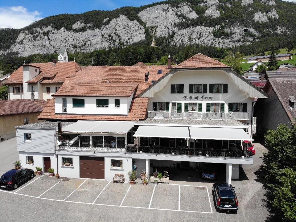Hotel Gasthof Kreuz 웰셴로어 외부 사진